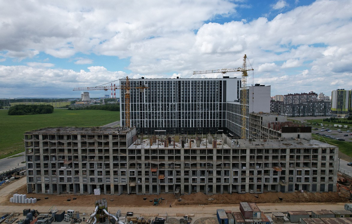 фото: Ход строительства 5, 6 и 7 домов. Июнь 2026 - 1